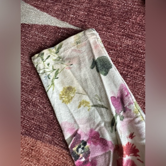 Vivie and Ash peplum top 6/7 - Picture 4 of 4